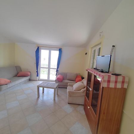 Apartment Sutalo Стоморська Екстер'єр фото